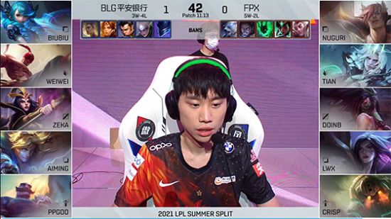 邓紫棋新歌《牺牲》亮相S15开幕式引热议